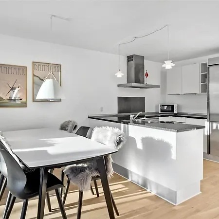 M164-vaeggerlose-marielyst-strandvej-63-c Bøtø By